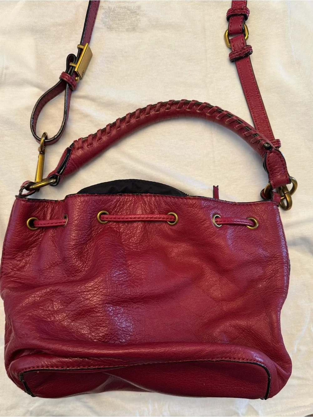Elliott Lucca Leather
Crossbody/Shoulder Purse - Picture 4 of 5